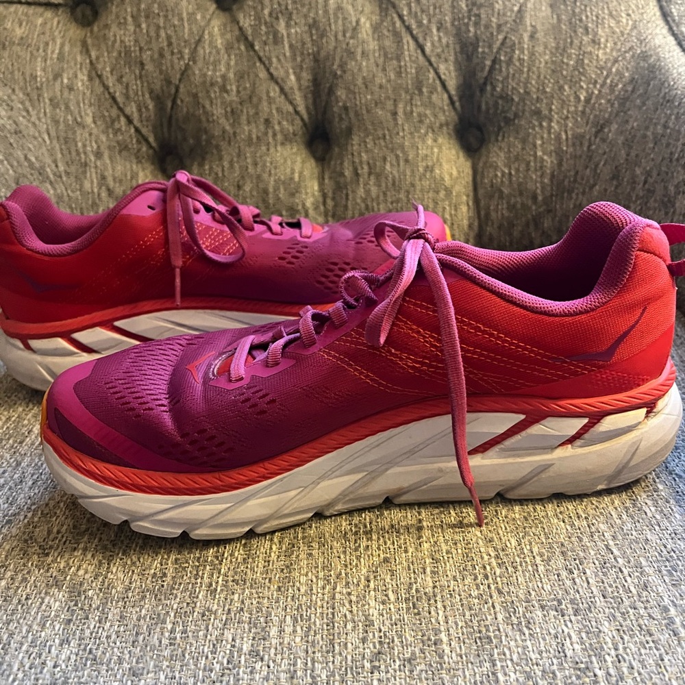 Hoka One Athletic Shoes size 8.5 - Picture 7 of 11